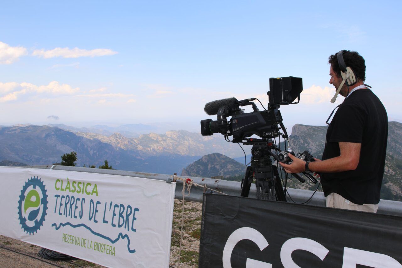 Cim del Mont Caro/Roquetes Comunicació