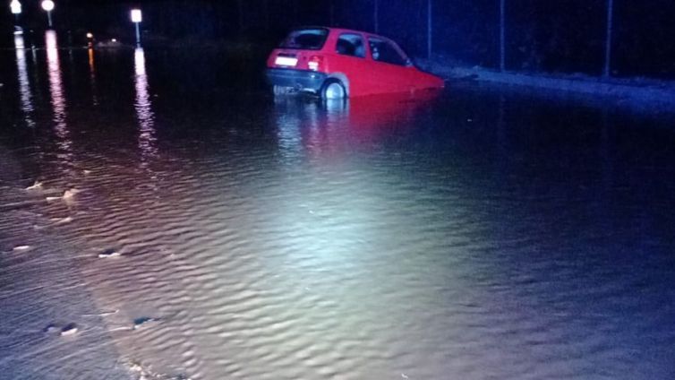 La pluja ha causat inundacions a l'Aldea