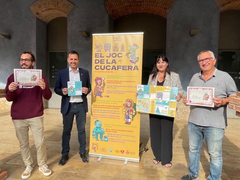 Presentació del joc de la Cucafera com a nova eina de descoberta de la ciutat de Tortosa