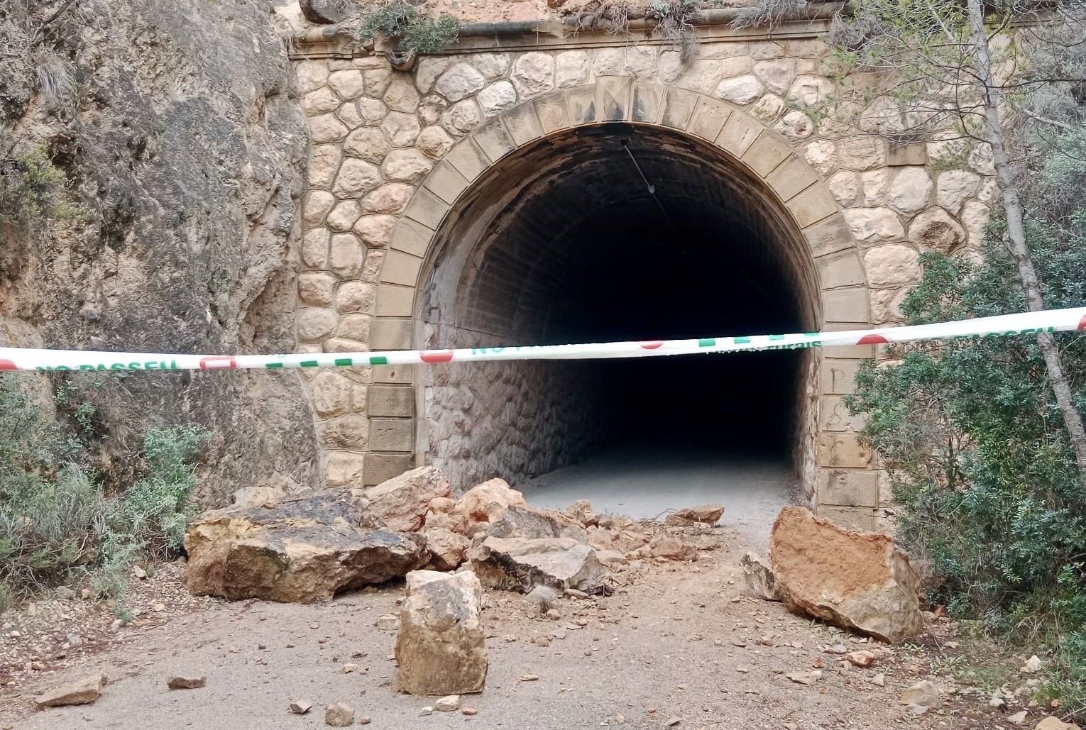 Desprendiments a la Via Verda del Baix Ebre