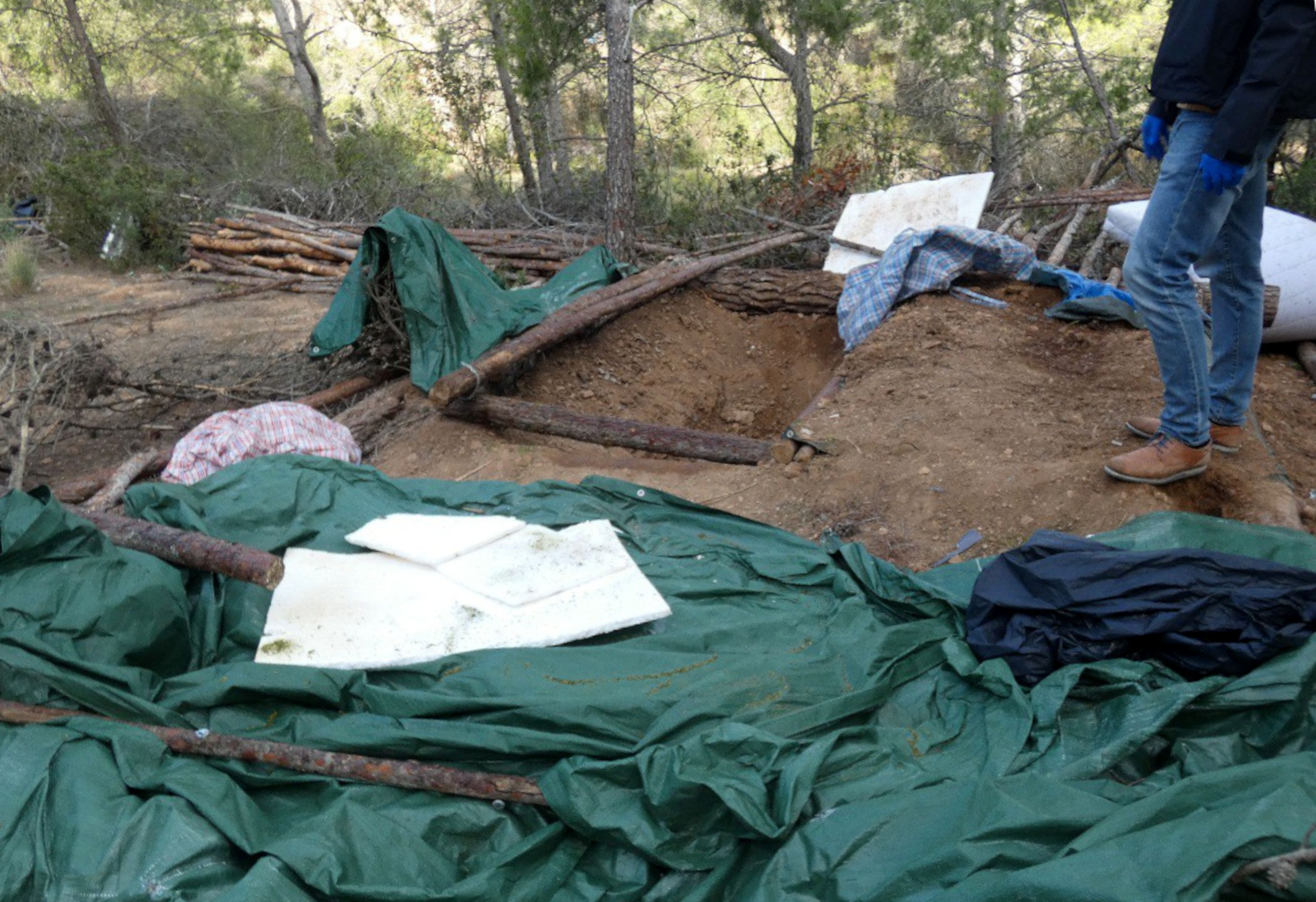 Marihuana enterrada a Corbera d'Ebre