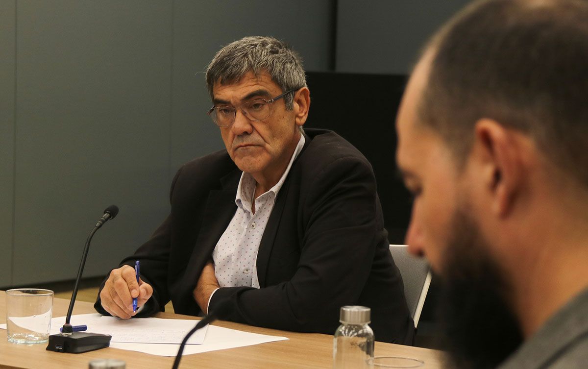 El delegat del Govern, Joan Castor Gonell, durant la reunió del consell de direcció.