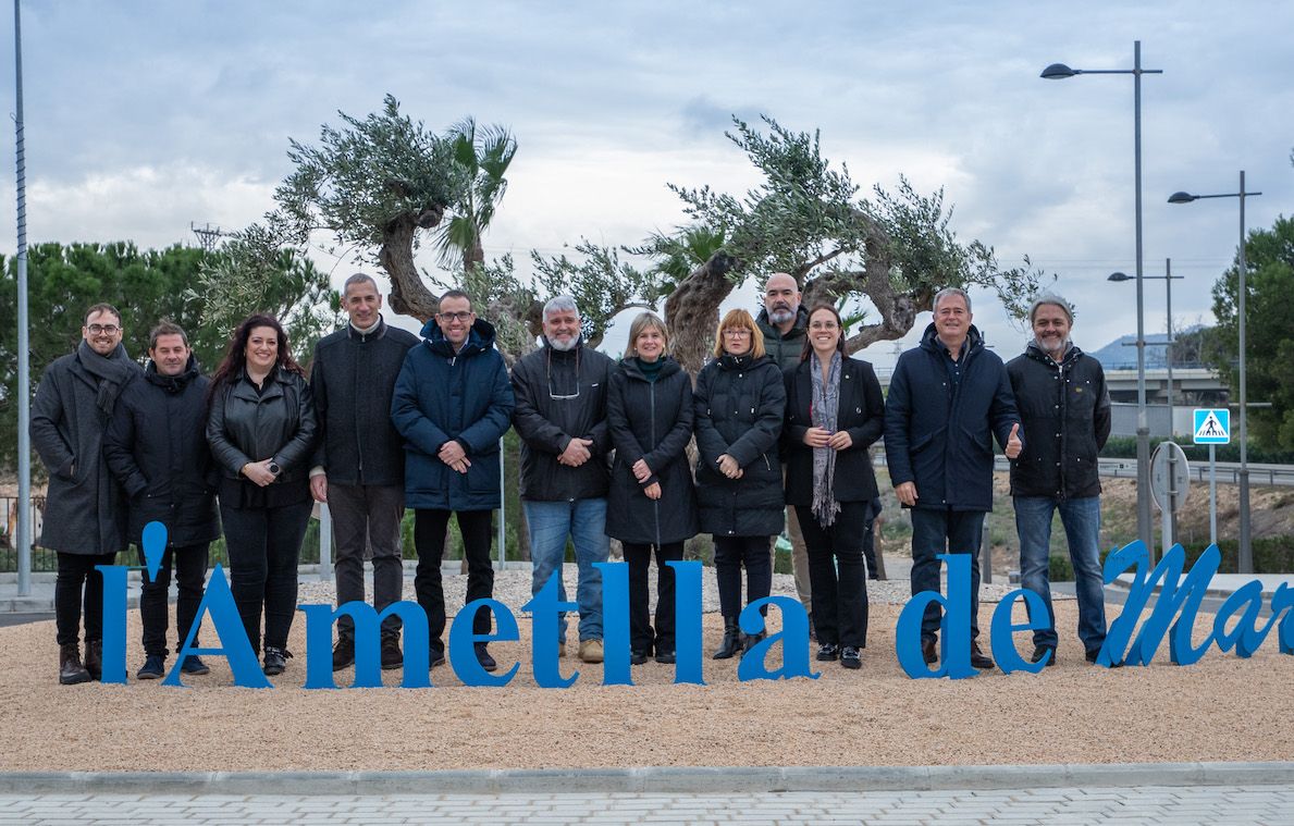 Inauguració de la nova rotonda de l'Ametlla de Mar.