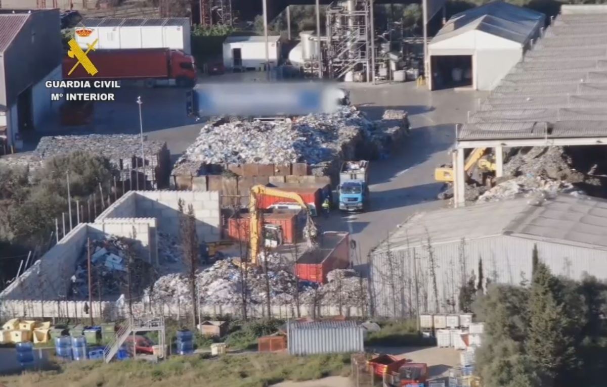 Captura d'imatge del vídeo enregistrat per la Guàrdia Civil arran de l'operació policial.