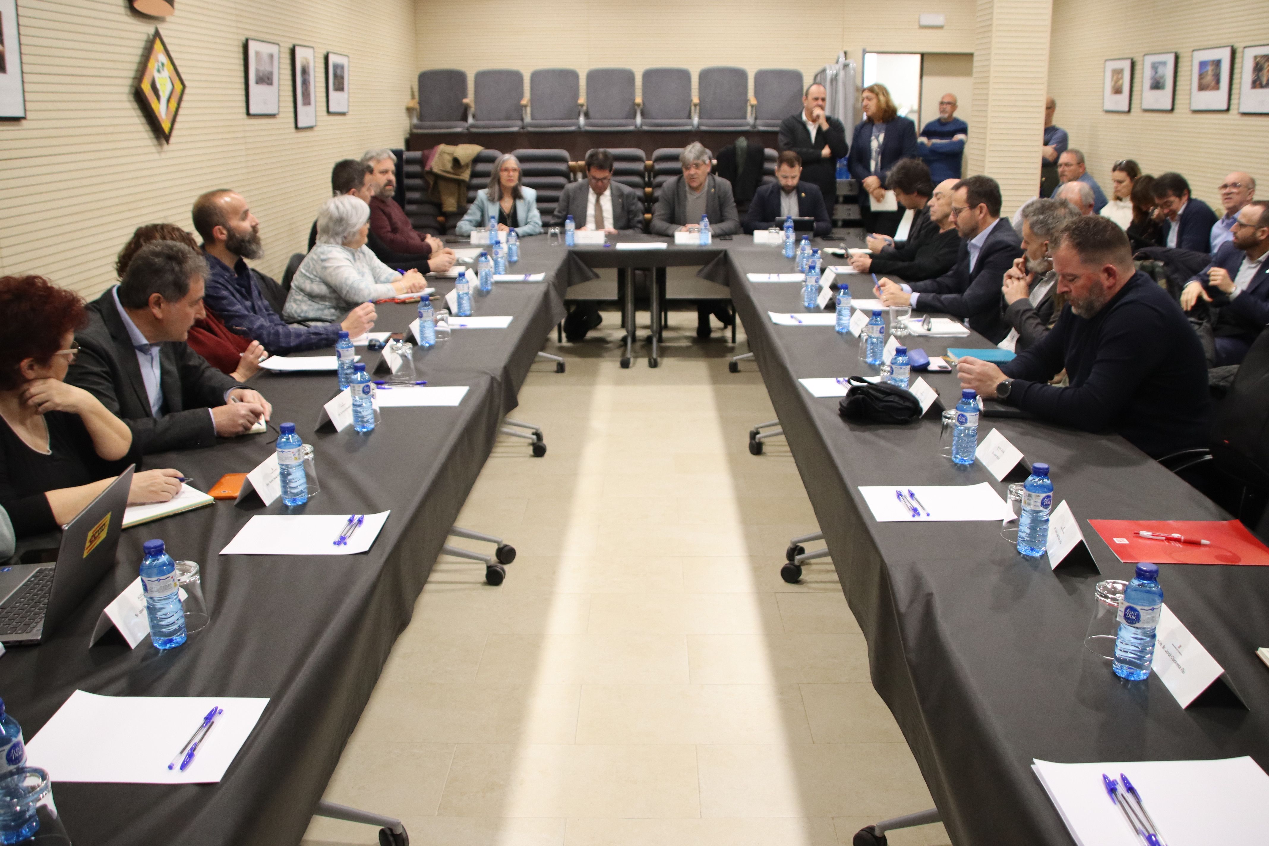 Reunió de l'òrgan de Govern del Fons de Transició Nuclear este dimarts al consell comarcal de la Terra Alta.