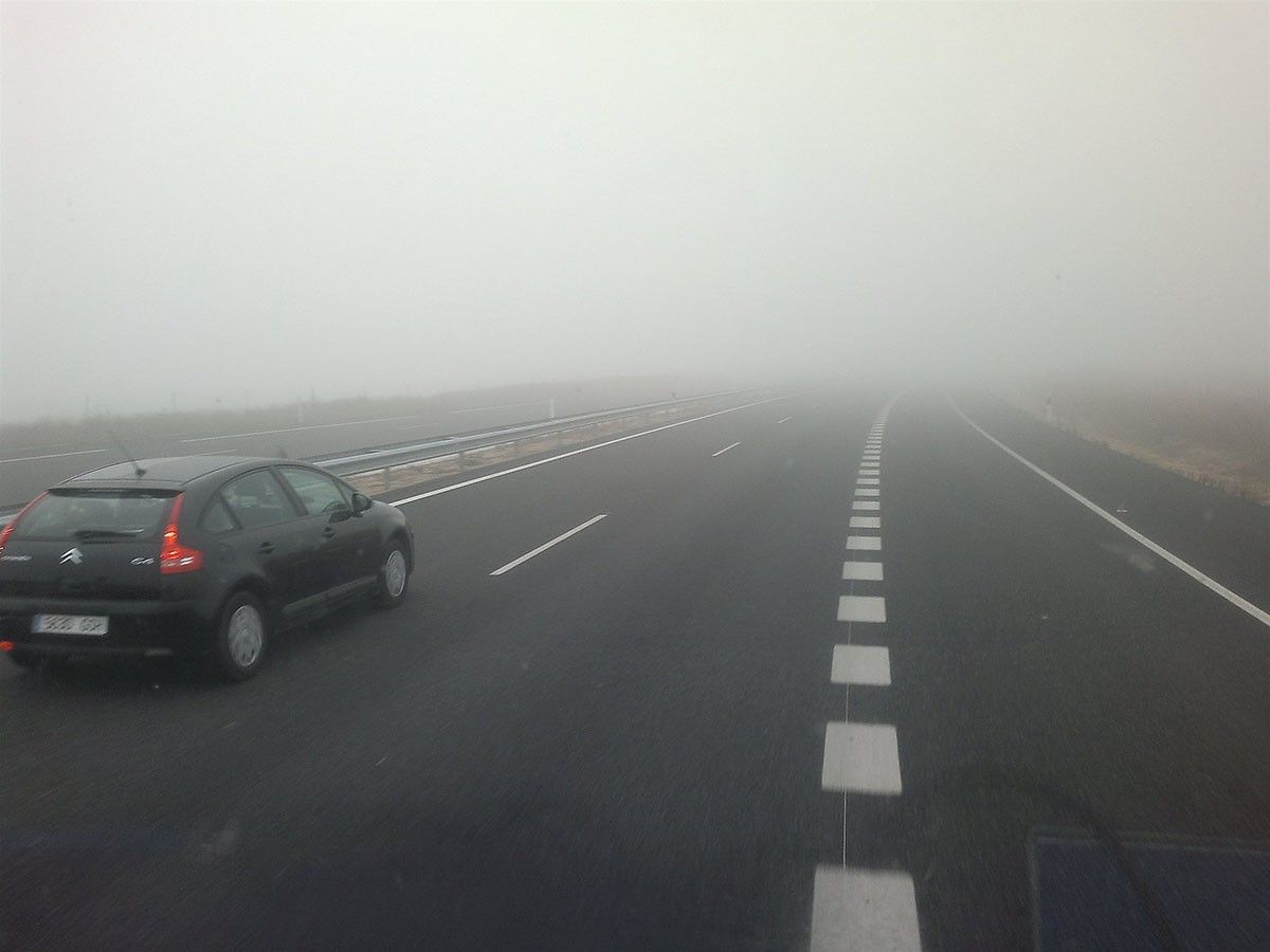 Boira a l'autopista, en una imatge d'arxiu